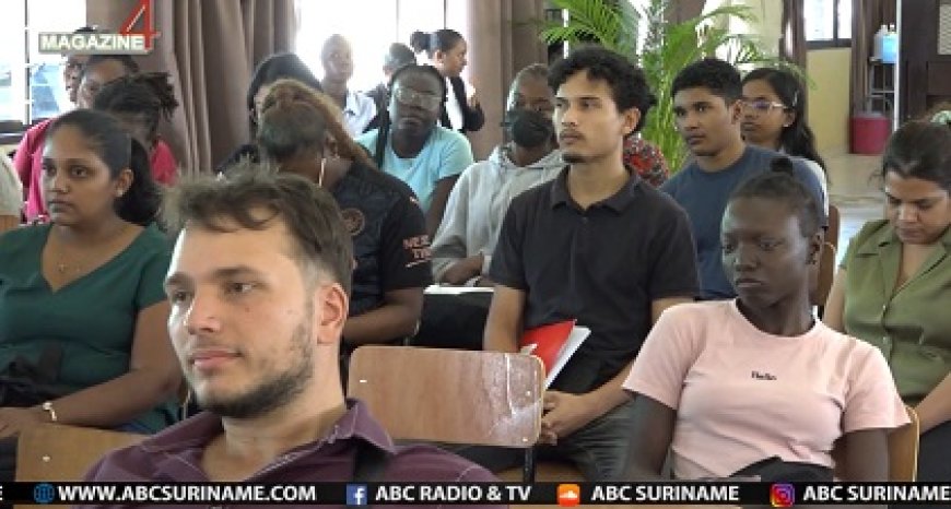 Herdenking vrouwendag op AdeKUS