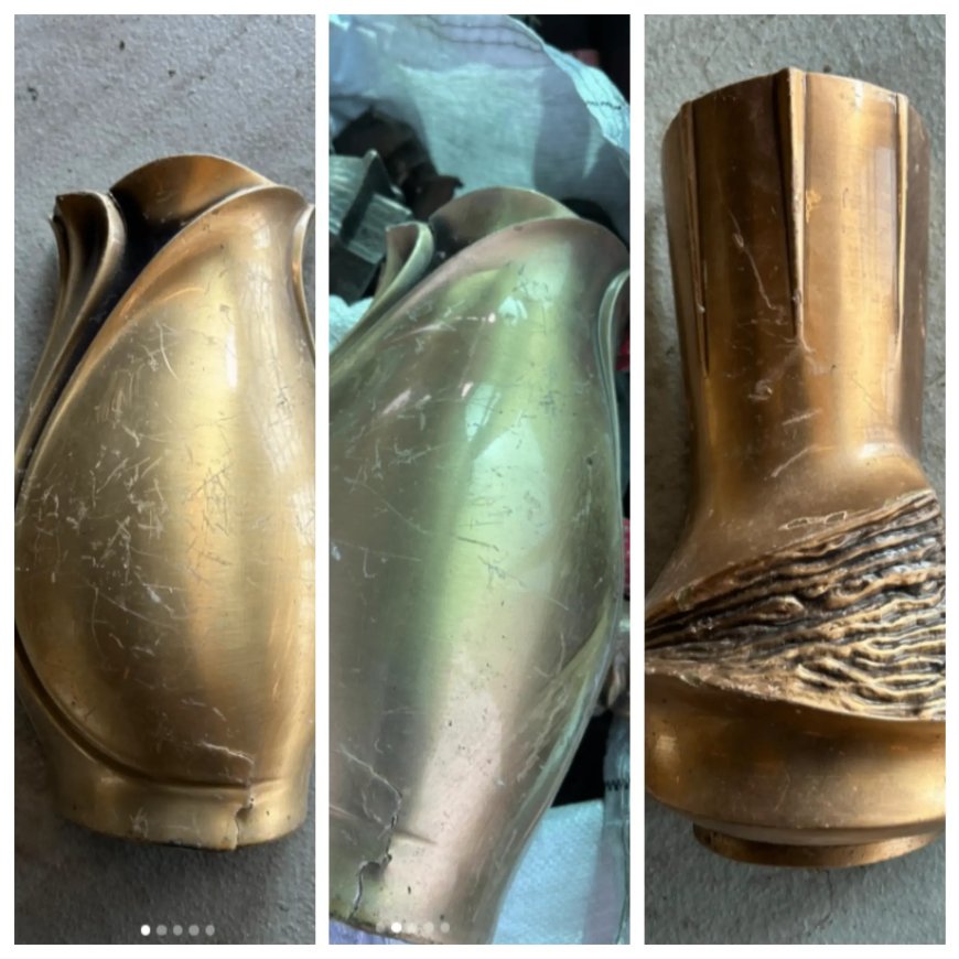 Opmerkelijk – Marechaussee vindt gestolen urnen met as in kofferbak auto tijdens routinecontr