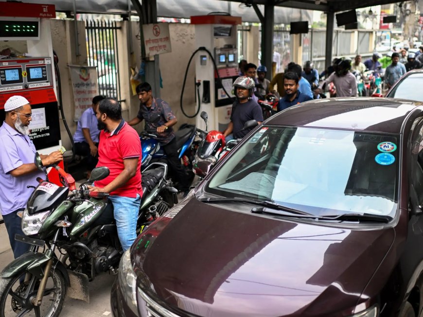 Bangladesh sluit universiteiten en beperkt brandstofverkoop vanwege tekort door oorlog met Ir