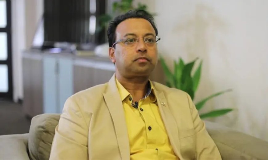 DNA beslist over vervolging oud-minister Riad Nurmohamed