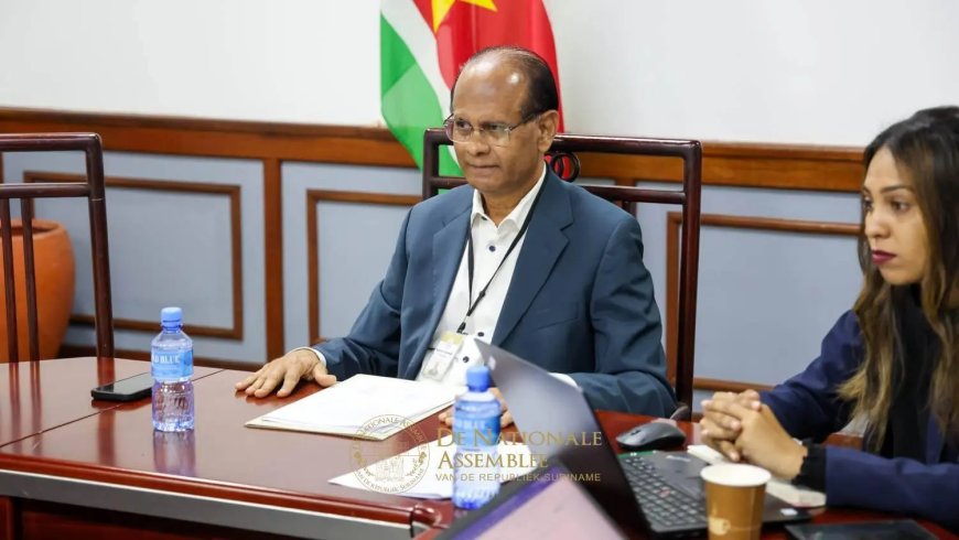 Parmessar waarschuwt voor zware tijden