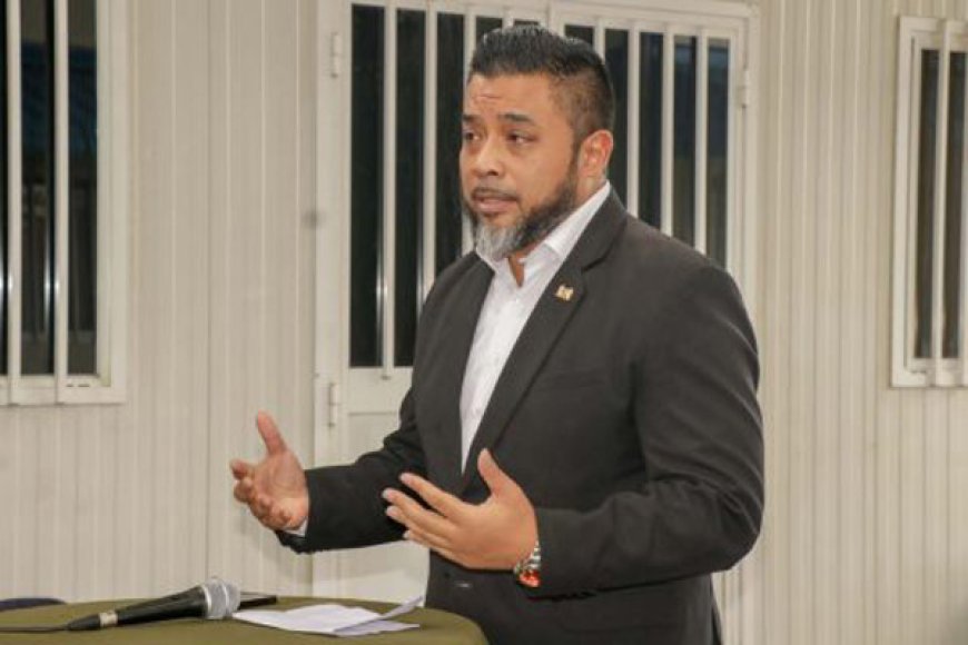 REGERINGEN VOL MET SOMOHARDJO’S