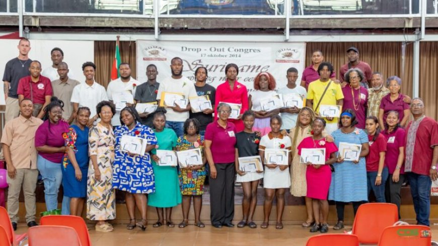 Vijftien jonge ondernemers sluiten succesvol Rumas-training af