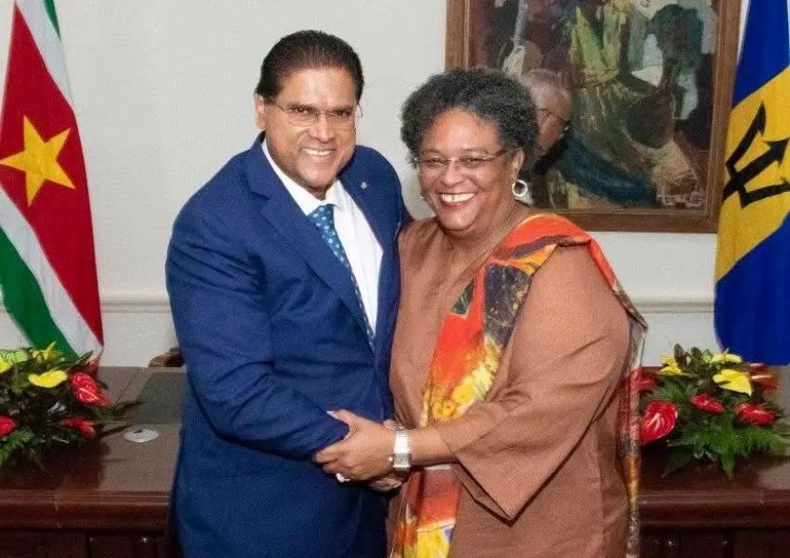 Mottley eert Santokhi als voorvechter regionale samenwerking