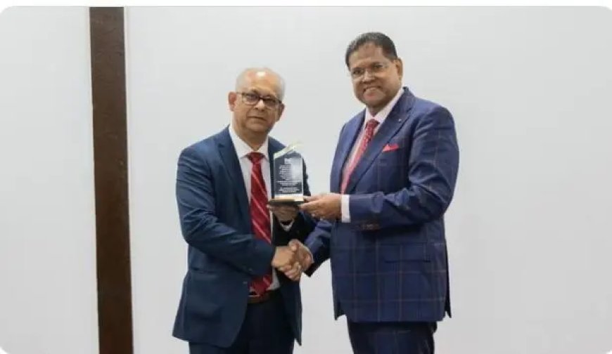 Ramdin: “Santokhi versterkte democratie en economie”