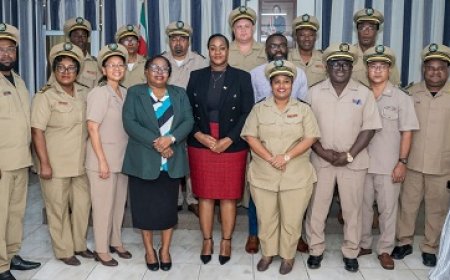 Districtscommissarissen dienen districtsplannen voor 2027 in bij RO-minister