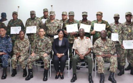 Zestien nieuwe sergeant-majoors voor Nationaal Leger