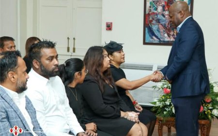 Staatscrematie Chandrikapersad Santokhi op 7 april