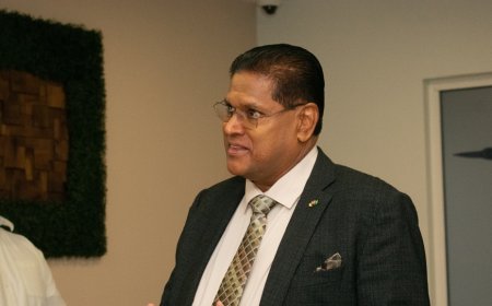 VSB: laatste groet aan Chan Santokhi, dialoog met bedrijfsleven benadrukt