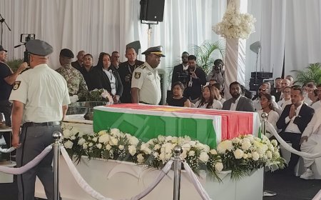 Samenleving neemt afscheid van Santokhi