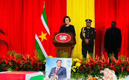 Laatste eer voor Chan Santoki: Familie en politiek nemen afscheid