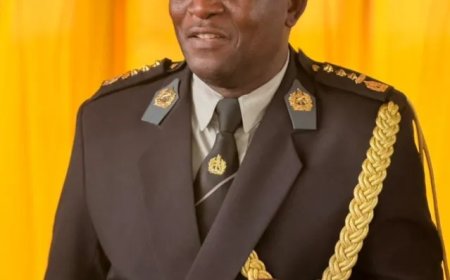 Melvin Pinas officieel aangesteld als korpschef van het KPS