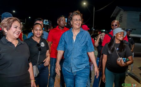 Simons ziet groeikansen voor toerisme bij Avondvierdaagse