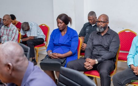 President Simons benadrukt rol kerken bij maatschappelijk herstel