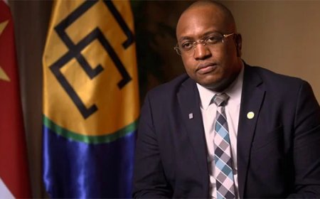 Simons brengt begin juni officieel bezoek aan Dominicaanse Republiek