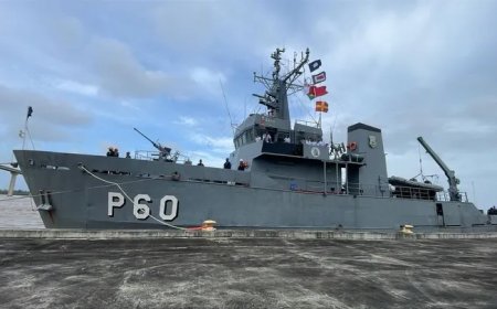 Braziliaans patrouilleschip versterkt militaire samenwerking in Paramaribo