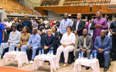 President Simons: “Samen bidden en werken om land vooruit te helpen”