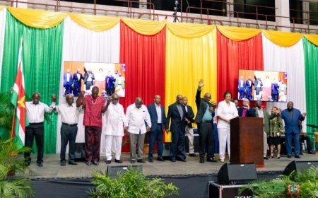 President onderstreept belang van gebed en naastenliefde in Suriname