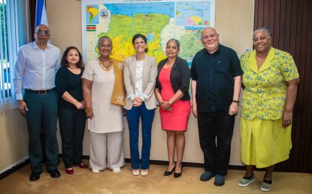 AdeKUS verkent samenwerking met VS voor versterking Engels taalonderwijs