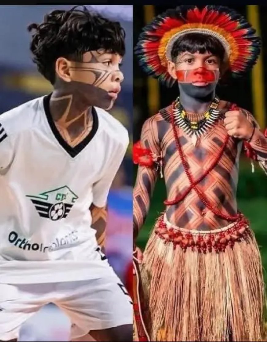 Jonge Braziliaan eert inheemse roots met lichaamsverf op het veld