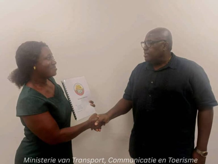 Quick Scan Team overhandigt rapport aan TCT-minister