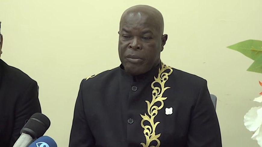 Brunswijk zichtbaar geëmotioneerd: “Ik heb een hele goede vriend verloren”