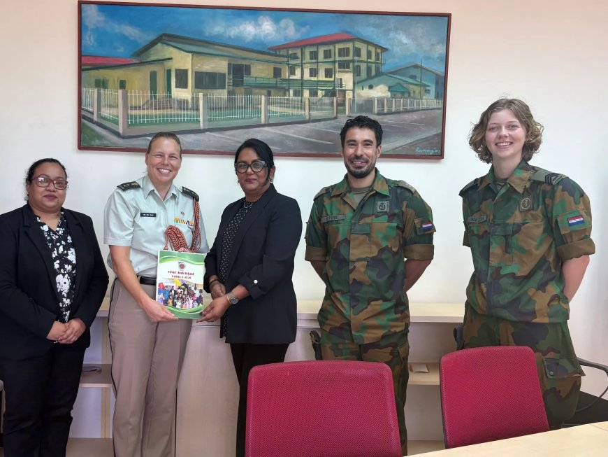 Nederlandse Defensieattaché bezoekt Mungra Medisch Centrum