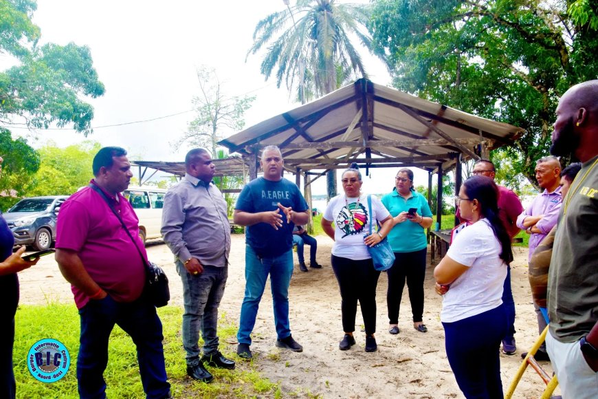 Marinbo-park in Albina wordt in ere hersteld