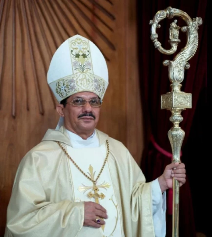 Bisschop Choennie waarschuwt op Goede Vrijdag voor ‘alledaags kwaad’ van roddel