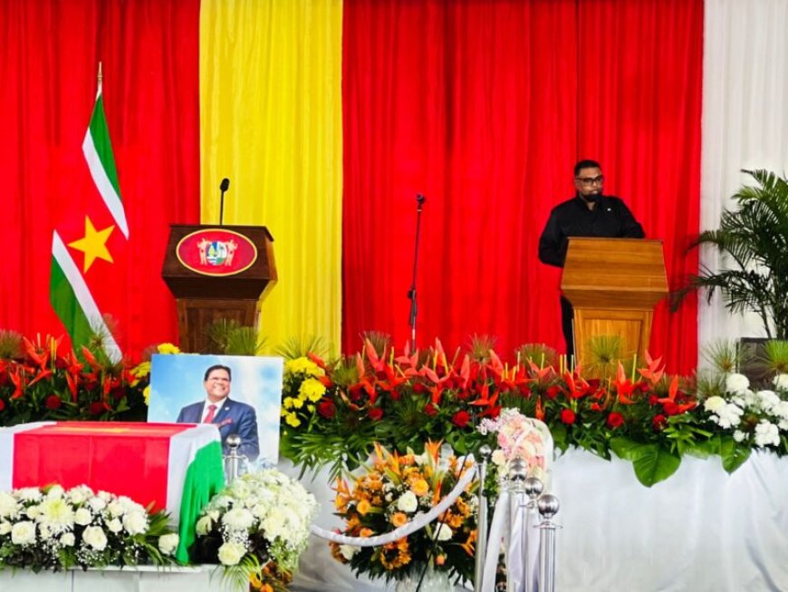 Internationale leiders eren Santokhi: ‘Een bruggenbouwer en broer’