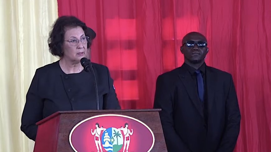 Simons bij afscheid Santokhi: “Hij voltooide zijn levensopdracht”