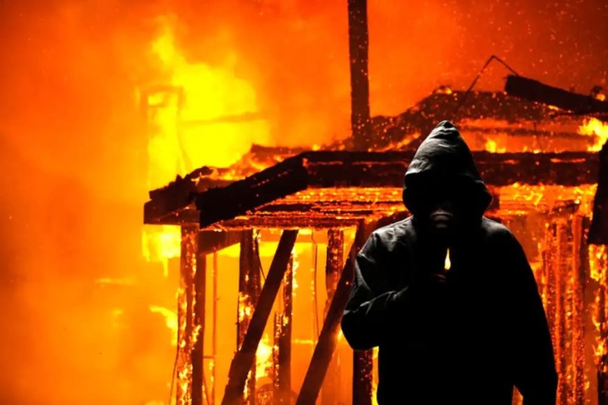 Man steekt woning in brand en belandt in ziekenhuis na inname gif