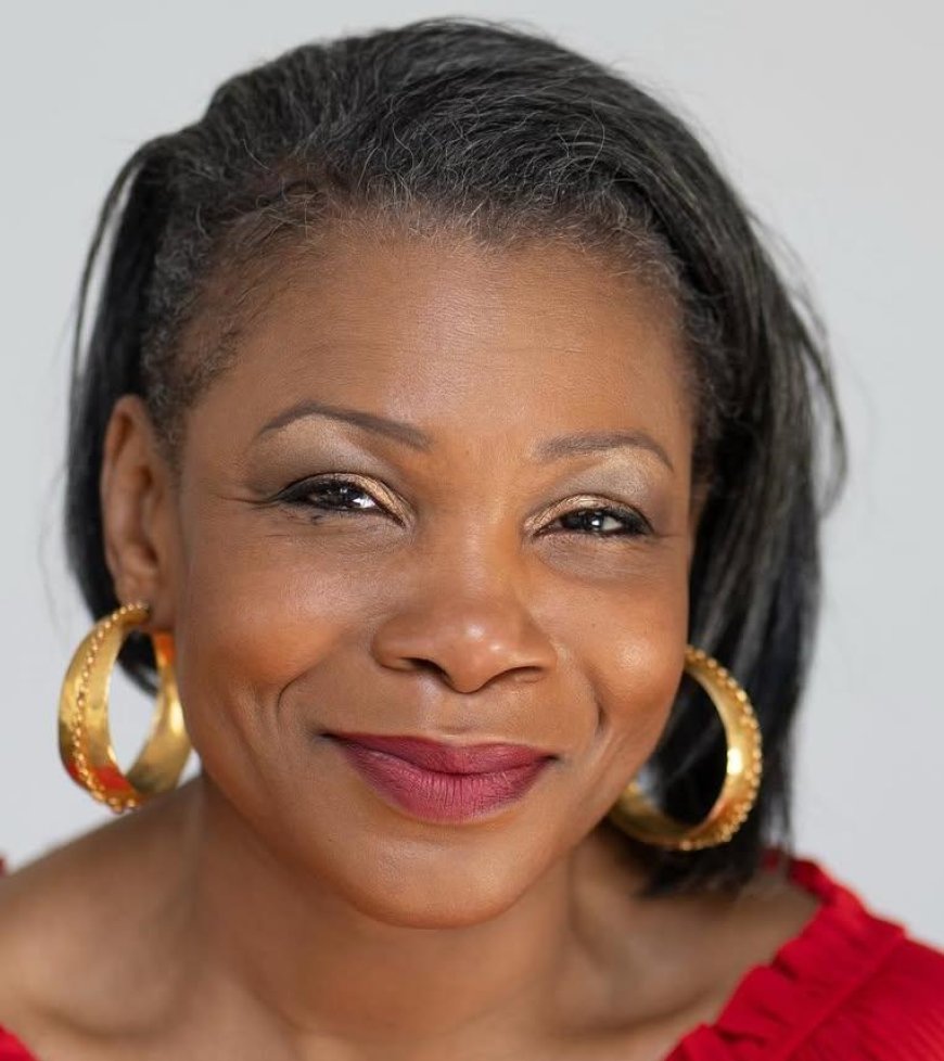 Glenda Peters brengt in Nederland persoonlijke theatervoorstelling ‘Moeder’