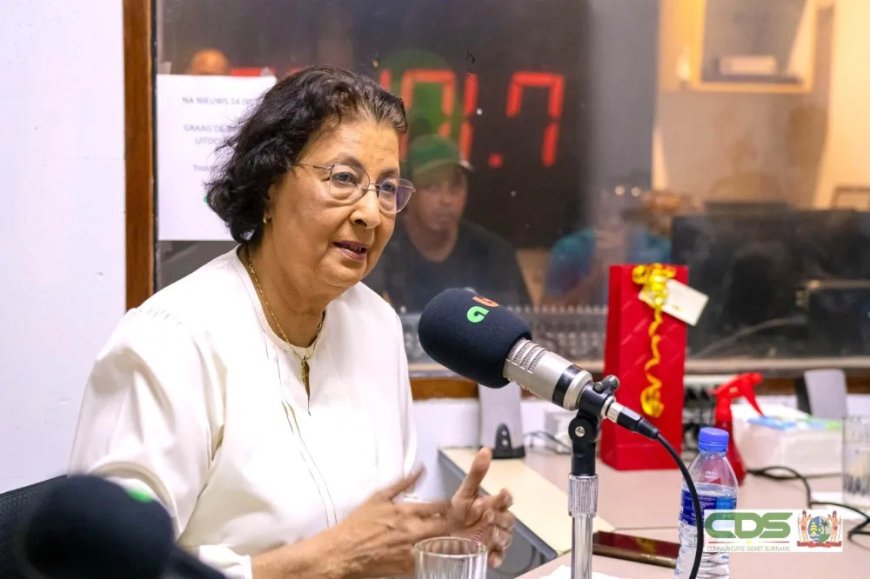 President pleit voor ‘tweesporenbeleid’ in paspoortkwestie Natio-spelers