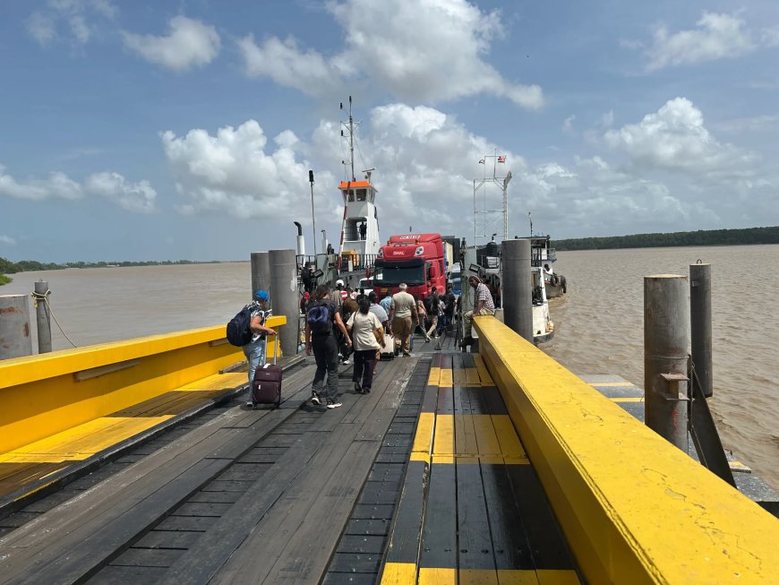 Canawaima-veerverbinding wankelt verder na crisis, riekende naar enorme corruptie