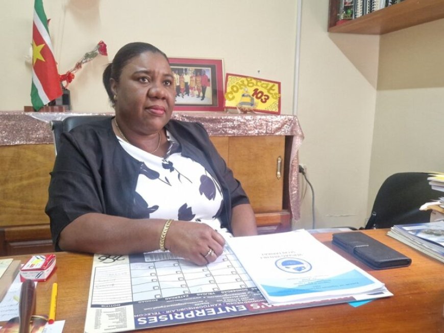 Belangrijkste prioriteit nieuwe Fols-president Barron: betere lonen voor leerkrachten