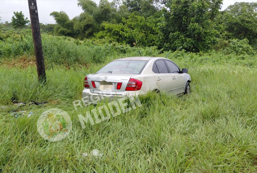 Automobilist (39) rijdt na uitwijkmanoeuvre tegen EBS-mast