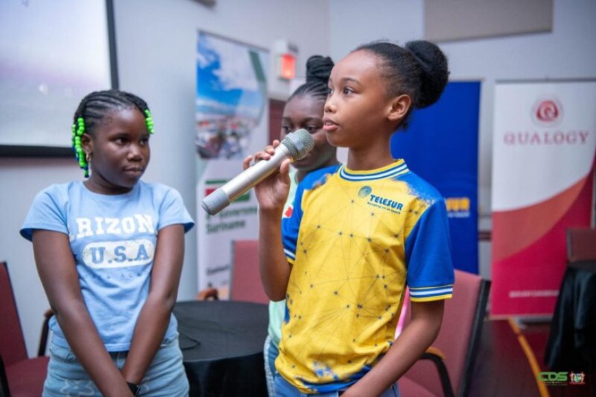 e-Gov traint meisjes uit kindertehuizen in social media en kunstmatige intelligentie