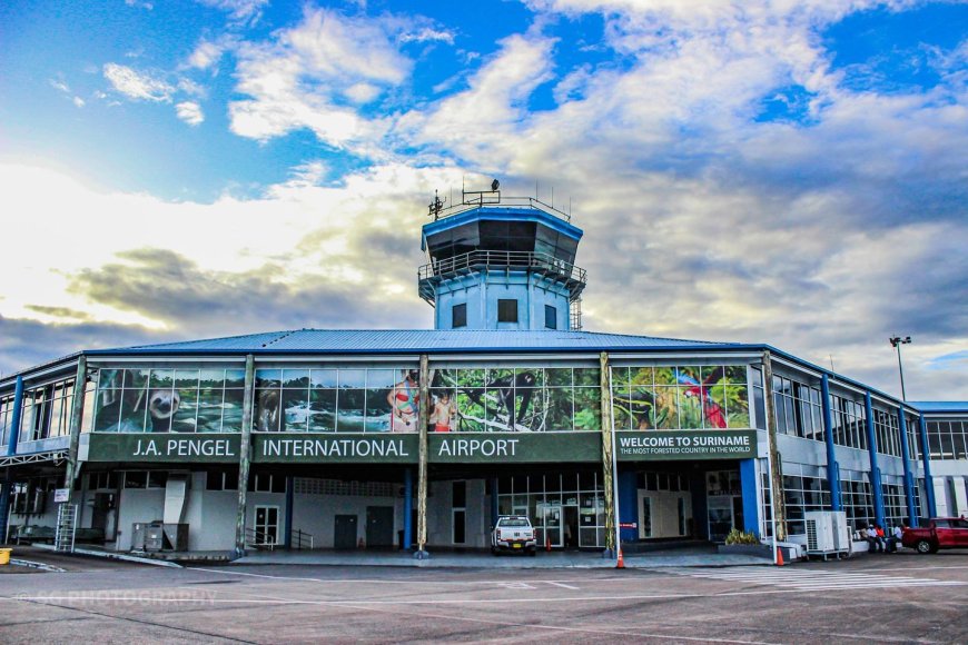 Personeelstekort legt luchtverkeer deels stil op Zanderij