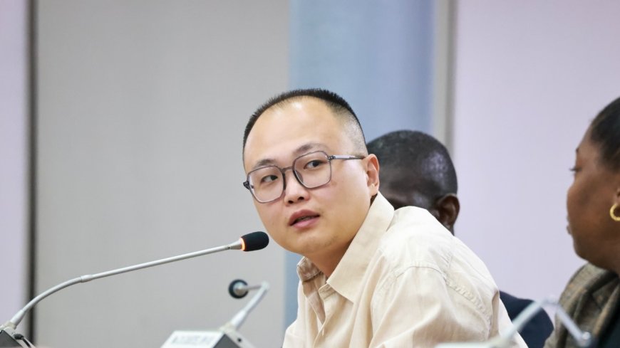 “Dit is toch absurd”: Wang hekelt stilvallen luchtverkeer Zanderij