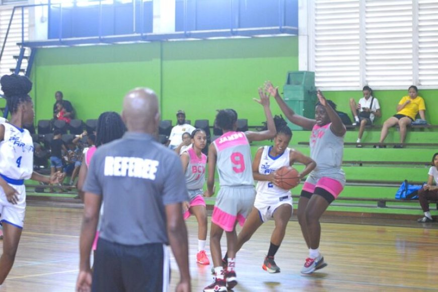 Vrouwenkampioen De Arend domineert Ballers Club Wanica