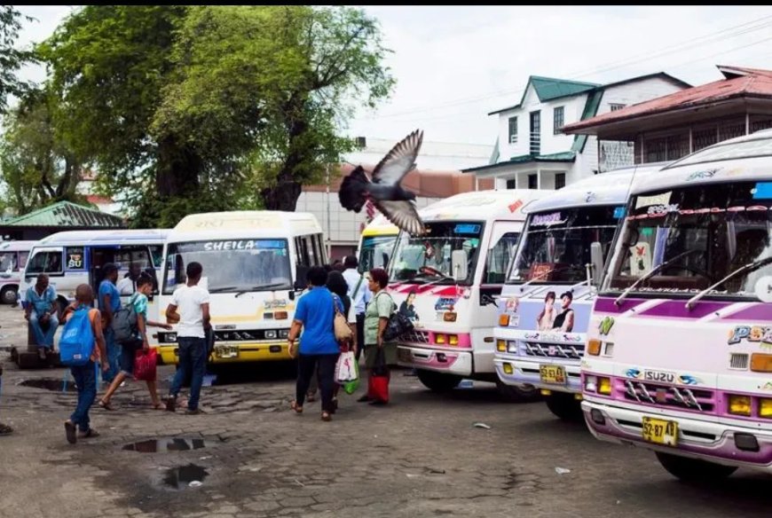 Busrit tussen hoop en frustratie