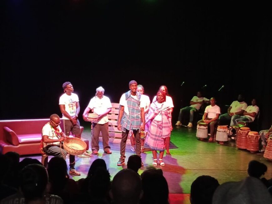 Manenge: De kracht en het conflict van de Marron-man