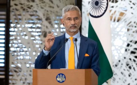 Indiase minister Jaishankar brengt historisch bezoek aan Suriname