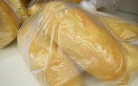 Guyanezen kopen brood op krediet