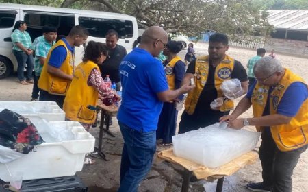 VG Himmat en Lions Club Wanica ondersteunen school in Powaka