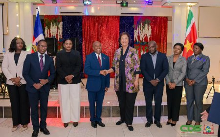 Haïtiaanse gemeenschap viert Vlaggendag in Suriname