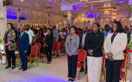 President Simons prijst bijdrage Haïtiaanse gemeenschap tijdens viering Vlaggendag