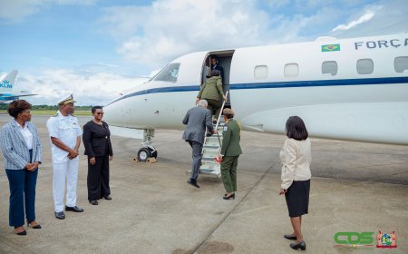 President Simons met 5 ministers op economische missie naar Brazilië en Dominicaanse Republie
