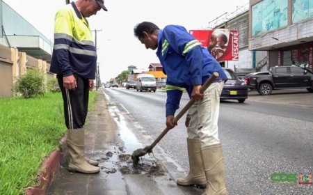 Asfaltrehabilitatie en wegafwateringwerkzaamheden Johannes Mungrastraat